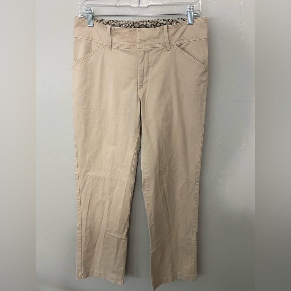 Khaki women’s Lee pants size 8L
